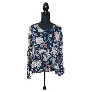 NWOT Hayden Floral Navy Women's Top